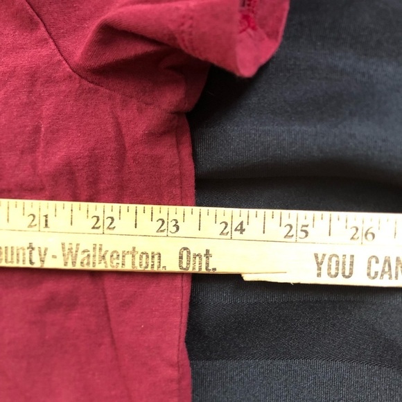 CHAMPION Burgundy Tee - Picture 6 of 9